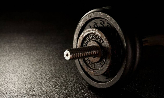 Τραγωδία σε γυμναστήριο: Νεκρός 15χρονος - Έπεσαν 98 κιλά στο κεφάλι του