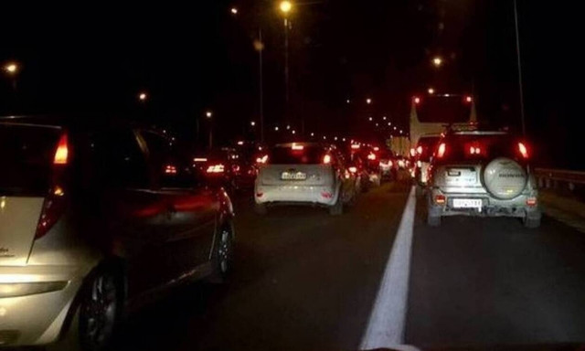 Τώρα: Μποτιλιάρισμα στην Αθηνών Λαμίας λόγω τροχαίου