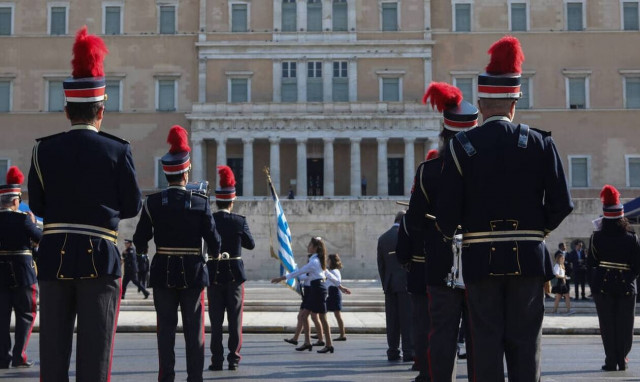 Κορονοϊός: Ακυρώνονται οι παρελάσεις της 28ης Οκτωβρίου