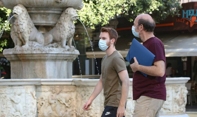 Κορονοϊός: Μήνυμα 112 σε Αχαΐα και Ιωάννινα μετά το mini lockdown