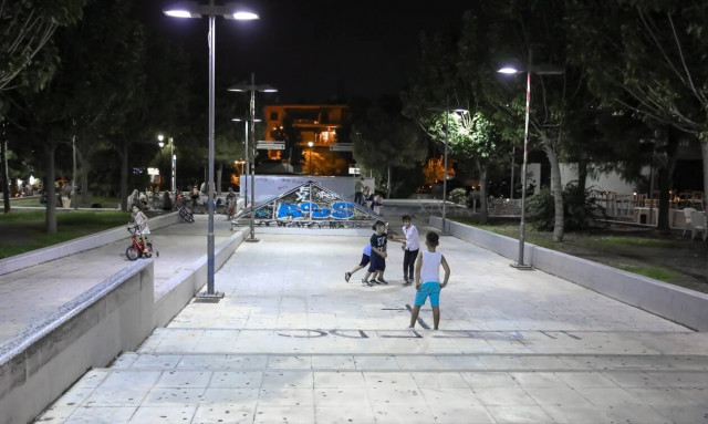 Κορονοϊός - «Βόμβα» Λαζανά: «Δεν έχουν αποδώσει τα μέτρα – Μάσκα παντού»