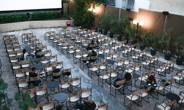 «Λουκέτο» από γνωστή κινηματογραφική εταιρεία – Στον «αέρα» 45.000 εργαζόμενοι 