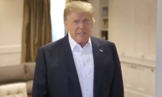 Ο Ντόναλντ Τραμπ επανεμφανίστηκε και δηλώνει πως έμαθε πολλά για τον κορονοϊό