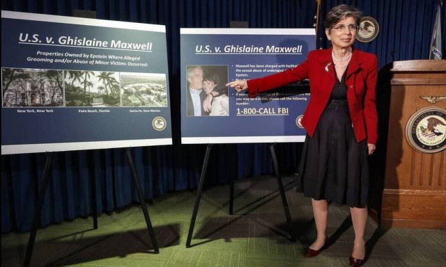 Υπόθεση Επστάιν: Συγκλονίζει η μαρτυρία για τη δράση της συντρόφου του – Πώς στρατολογούσε κοπέλες 