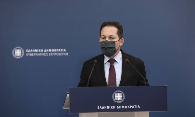 Petsas: No pupils and military parades on October 28	