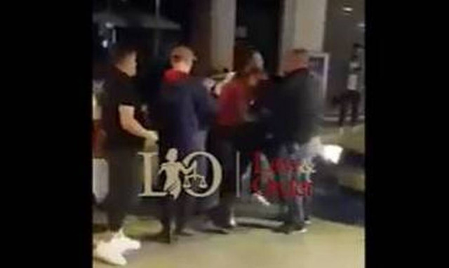 Κατερίνη: 21χρονος προσπαθεί να πάρει το όπλο αστυνομικού και εκπυρσοκροτεί – Συγκλονιστικό βίντεο