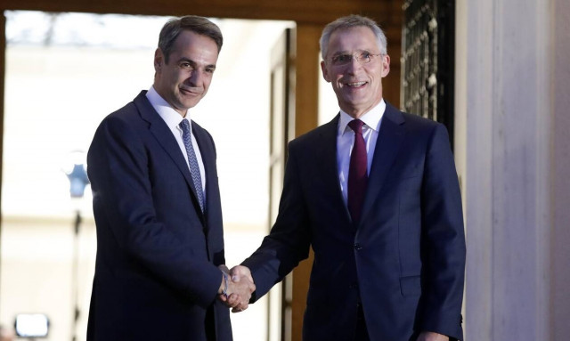 Στην Αθήνα o Γενς Στόλτενμπεργκ - Συναντά τον Μητσοτάκη μία μέρα μετά το τετ α τετ με τον Ερντογάν