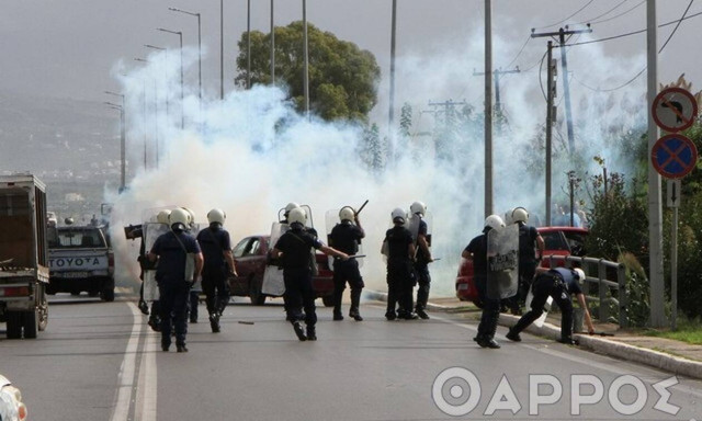 Σοβαρά επεισόδια σε Μεσσήνη και Πιπερίτσα μετά την κηδεία του 18χρονου Ρομά 
