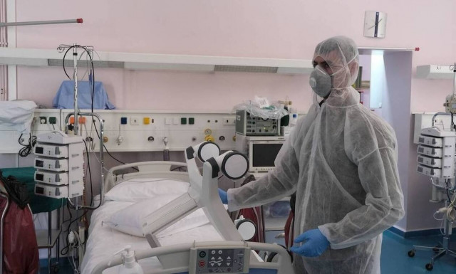 «7.000 νεκροί στην Ελλάδα μέχρι το Γενάρη»: Η πέρα από κάθε λογική πρόβλεψη Ινστιτούτου