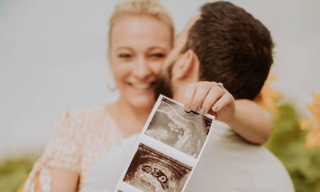 Πώς γίνεται η εξωσωματική γονιμοποίηση (vid)