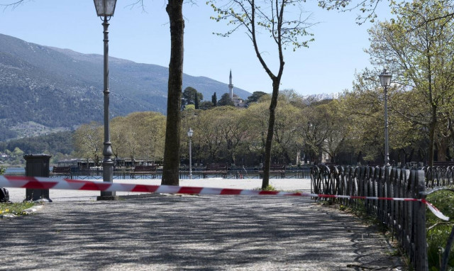 Κορονοϊός: Μήνυμα 112 σε Κοζάνη και Ιωάννινα - Μίνι lockdown και νέα μέτρα