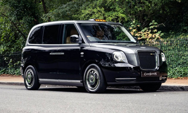 Το πολυτελέστερο ταξί στον κόσμο κυκλοφορεί στο Λονδίνο