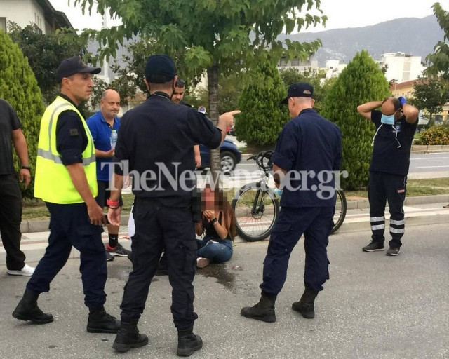Βόλος: 19χρονη παρασύρθηκε από φορτηγό στο κέντρο του Βόλου - Σοκαριστικές εικόνες
