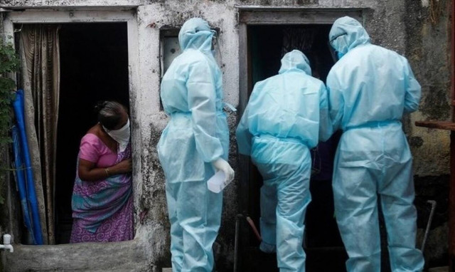 Τα κρούσματα μόλυνσης έφθασαν τα 6,84 εκατ. ενώ οι νεκροί ξεπέρασαν τους 105.000