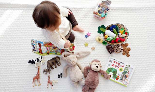 Πόσο συχνά πρέπει να πλένετε τα παιχνίδια του μωρού σας;