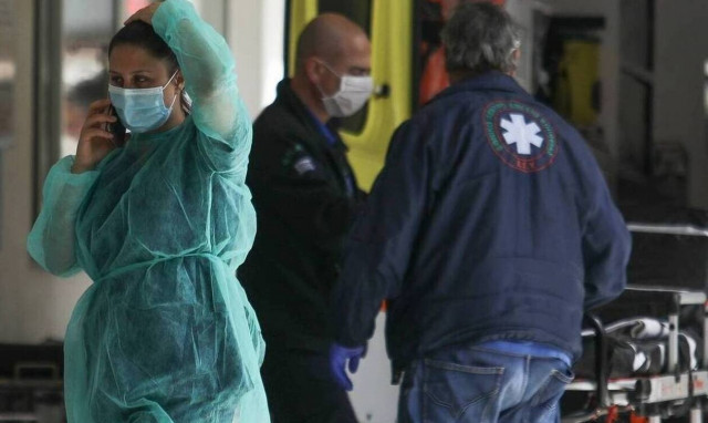 Λαμία: Μαθητής έπαθε ανακοπή - Τον έσωσαν διασώστες και γιατροί