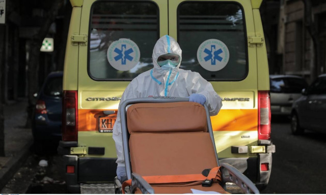 Κορονοϊός: «Βράζει» η Αθήνα - Ανησυχία στη Θεσσαλονίκη