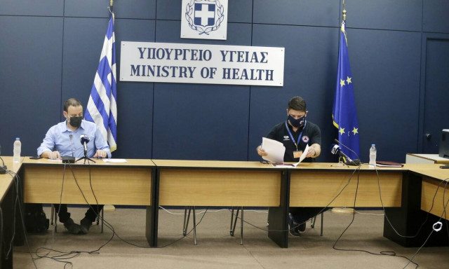 Κορονοϊός: LIVE η ενημέρωση για την πορεία της πανδημίας στη χώρα μας