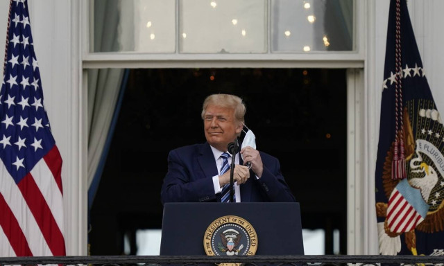 Κορονοϊός - Τραμπ από Λευκό Οίκο - «Είμαι καλά, o ιός θα εξαφανιστεί»