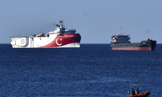Oruc Reis: Βγάζουν ξανά το ερευνητικό οι Τούρκοι - Θα κάνει έρευνες νότια του Καστελόριζου