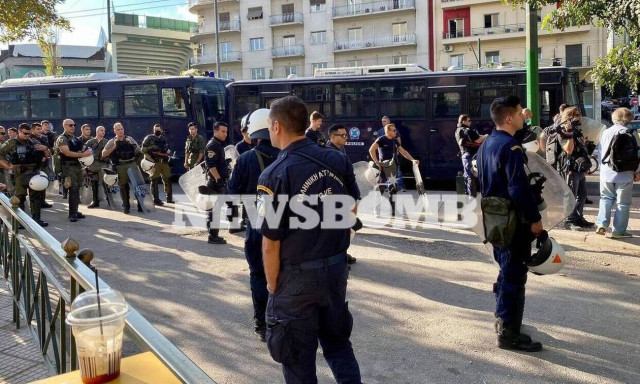 Golden Dawn rally outside the Court of Appeals prohibited