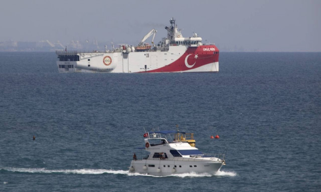 Oruc Reis: Συναγερμός για τρίτη φορά στις Ένοπλες Δυνάμεις - Σε ελληνική υφαλοκρηπίδα το ερευνητικό