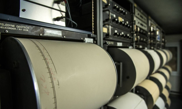 Tremor measuring 5.2 Richter shakes Sitia, Crete