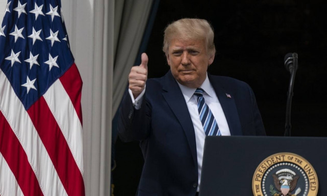 Αρνητικός στον κορονοϊό ο Ντόναλντ Τραμπ - «Δεν υπάρχει κίνδυνος» να τον μεταδώσει