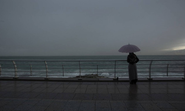 Έκτακτο δελτίο καιρού: Η κακοκαιρία σαρώνει τη χώρα - Πότε θα υποχωρήσουν τα φαινόμενα