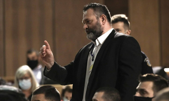 Δίκη Χρυσής Αυγής - Ποινές: Έφυγε για... Βρυξέλλες ο Λαγός μετά την πρόταση της εισαγγελέως!