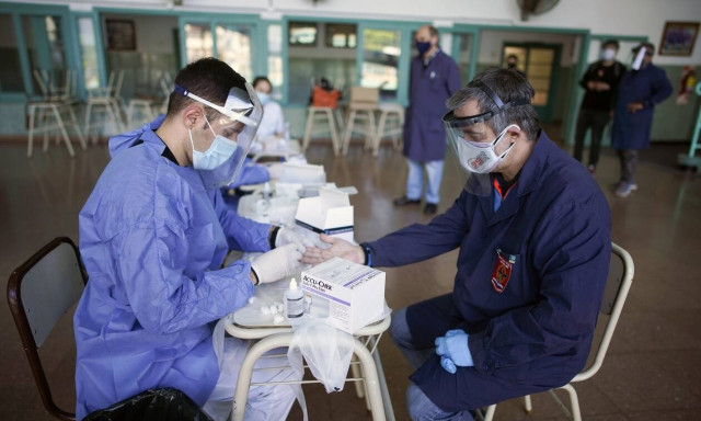 Κορονοϊός: Αυτή είναι η χρονική διάρκεια μεταδοτικότητας του ιού