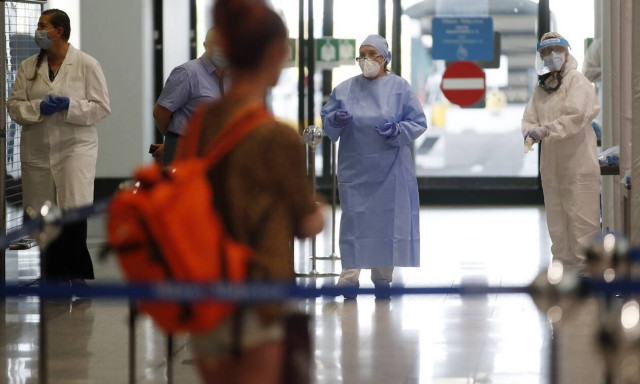 Κορονοϊός: Μεγαλώνει η μακάβρια λίστα - Και τρίτος νεκρός στην Ελλάδα