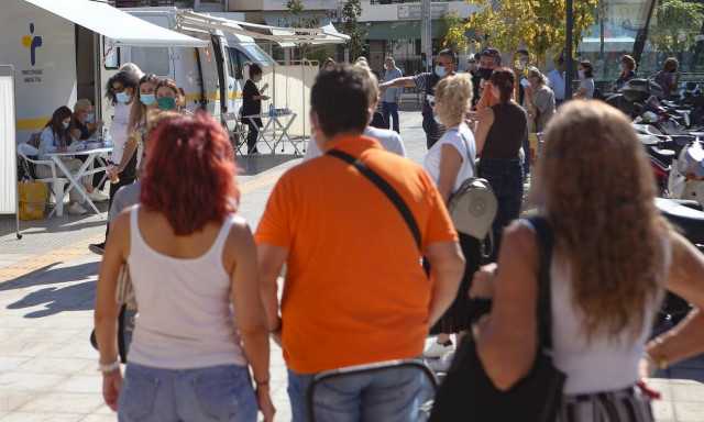 Κορονοϊός: Ανησυχία για τα «τυφλά» κρούσματα - Ποιες περιοχές προβληματίζουν τους επιστήμονες