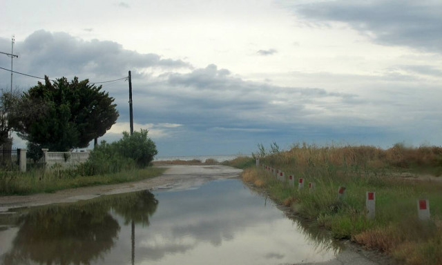 Καιρός σήμερα: Συνεχίζεται η κακοκαιρία σε μεγάλο τμήμα της χώρας - Πού θα σημειωθούν καταιγίδες