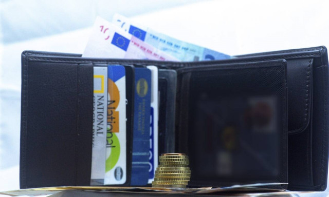 Μείωση ασφαλιστικών εισφορών: Από πότε ισχύει το μέτρο και ποιους αφορά