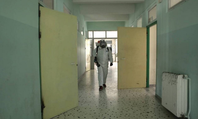 Κορονοϊός: Ποια σχολεία θα είναι κλειστά την Παρασκευή (16/10) - Η λίστα του υπ. Παιδείας