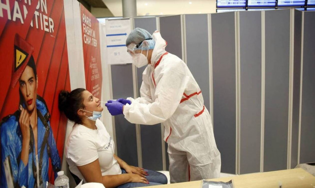 Κορονοϊός - Γαλλία: Αρχίζουν τεστ αντιγόνων στα γαλλικά αεροδρόμια