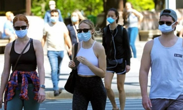 Κορονοϊός: Οι επιστήμονες προειδοποιούν - «Η ανοσία αγέλης είναι μια επικίνδυνη πλάνη»