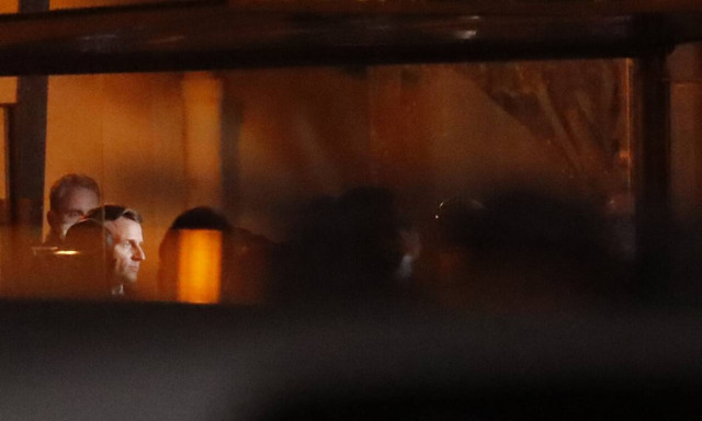 Επίθεση στο Παρίσι - Μακρόν: Ο καθηγητής είναι θύμα ισλαμικής τρομοκρατίας - Δεν θα τους περάσει