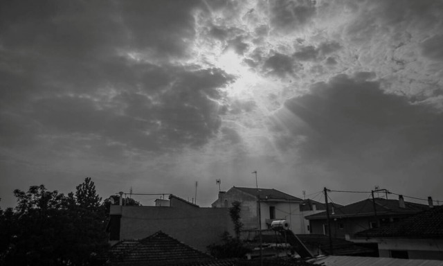 Άστατος ο καιρός το Σαββατοκύριακο - Σε ποιες περιοχές θα βρέξει (χάρτες)