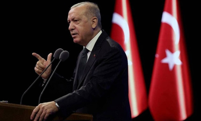 Ναγκόρνο-Καραμπάχ: Ο Ερντογάν κουνάει το δάχτυλο σε ΗΠΑ, Ρωσία και Γαλλία!