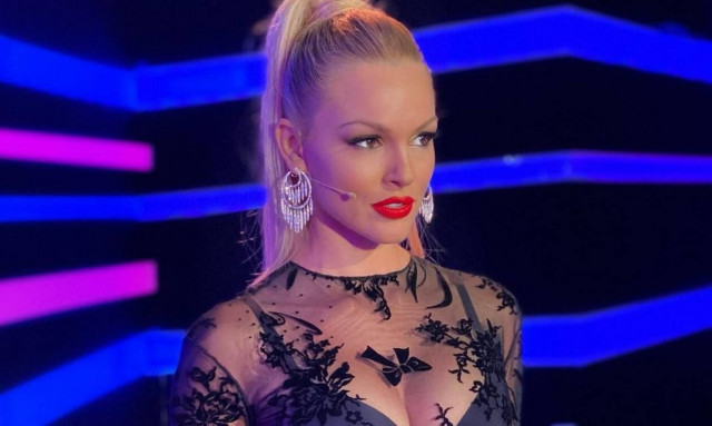 Βίκυ Κάβουρα: Μιλά για το τέλος τη συνεργασίας της με το J2US