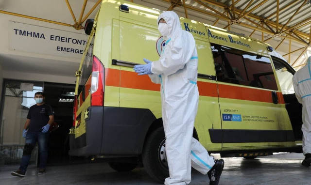 Κορονοϊός: Πέντε νεκροί σε λίγες ώρες - Στα 517 τα θύματα από την πανδημία στην Ελλάδα