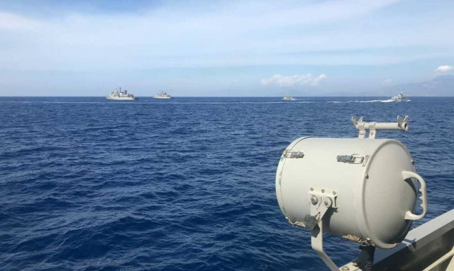 Καστελόριζο: Εικόνες ντοκουμέντο! Με το δάχτυλο στη σκανδάλη οι Ένοπλες Δυνάμεις