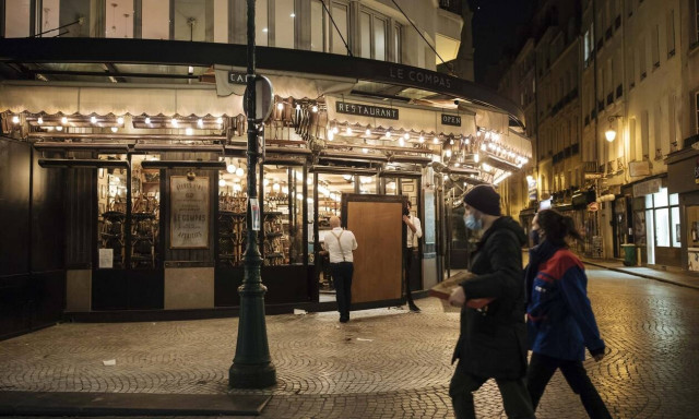 Κορονοϊός - Γαλλία: Επιστήμονες προειδοποιούν για τη δυσπιστία των πολιτών απέναντι σε εμβόλιο