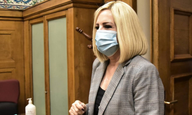 Γεννηματά: Θα έπρεπε η Κυβέρνηση να μην αφήσει το Oruc Reis να περάσει μέσα από τα 12 ναυτικά μίλια