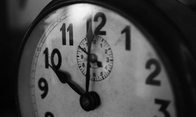 Πότε αλλάζει η ώρα: Δείτε πότε θα γυρίσουμε τα ρολόγια μια ώρα πίσω