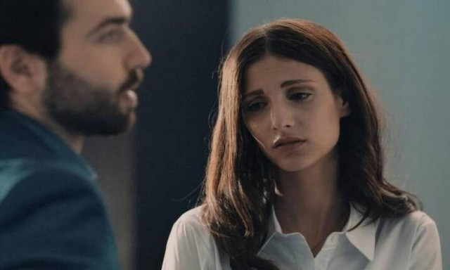 8 λέξεις: Ο Φρίξος παρακολουθεί στενά την Ηλιάνα 