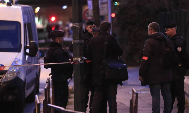 Συναγερμός στη Γεωργία: Ένοπλος κρατά 17 ομήρους