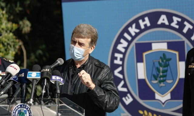 Χρυσοχοίδης: Εντατικοί έλεγχοι για τον κορονοϊό - Πανταχού παρούσα η Αστυνομία